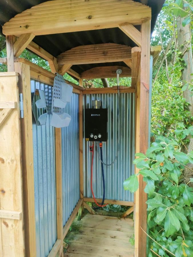 Hotel Battle Pods And Bells Glamping Esterno foto