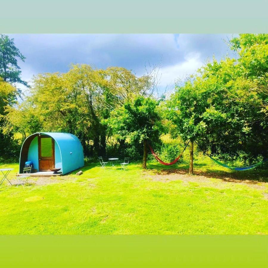 Hotel Battle Pods And Bells Glamping Esterno foto
