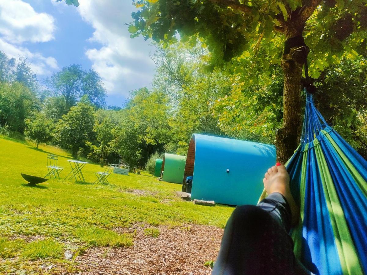 Hotel Battle Pods And Bells Glamping Esterno foto